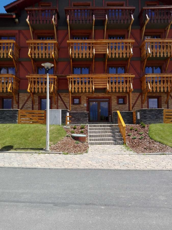 Apartman Fiona Vel'ka Lomnica Exteriör bild